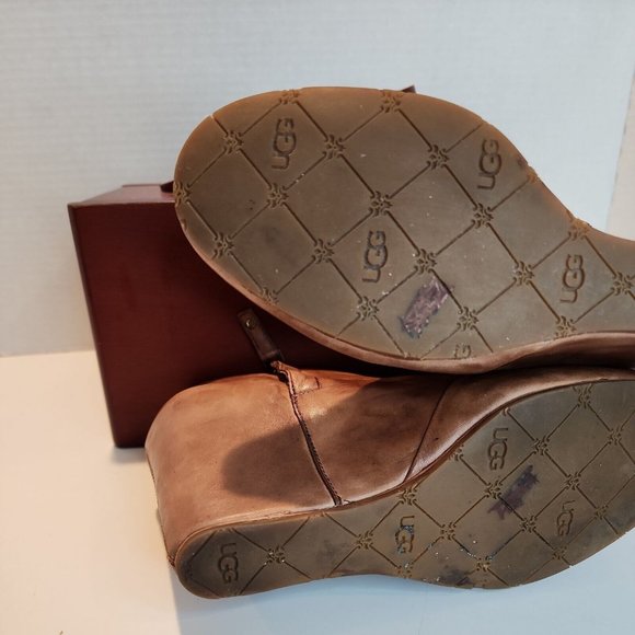 UGG Australia Womens Carmine 1001882 Brown Pull On Wedge Heel Booties Size US 8 - Picture 7 of 9